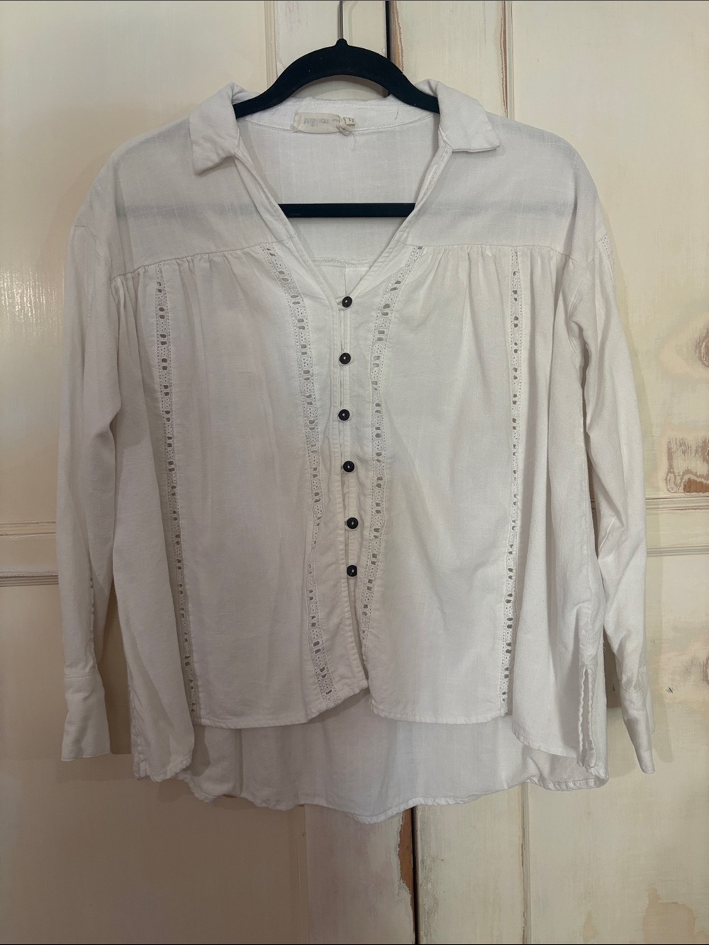 Millibon White Button-Front Cotton Blouse with Lace Trim